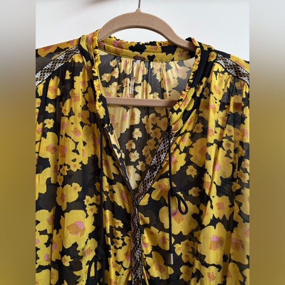 Free People - Semi Sheer Tunic - Size M - Picture 5 of 7